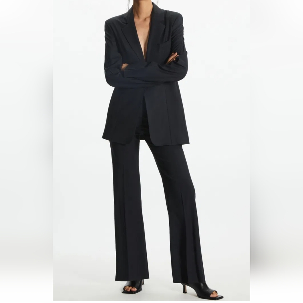 Cos navy slim fit bootleg pant sz 6
